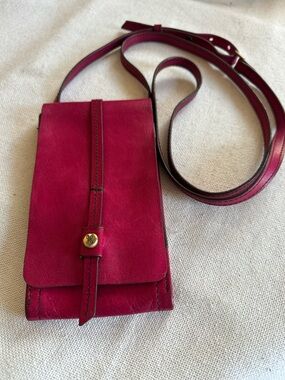 HOBO Magenta Leather Token Crossbody Phone Wallet